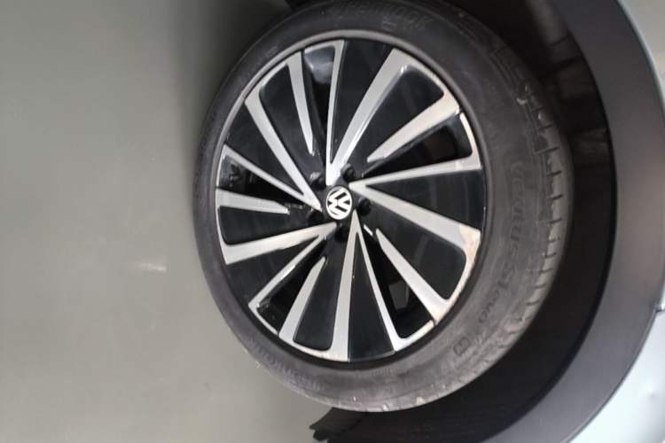 Used Volkswagen ID.4 X 2022 Pure Long-Range Version Exterior 5