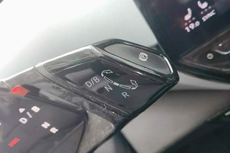 Used Volkswagen ID.4 X 2022 Pure Smart Edition Gear Lever
