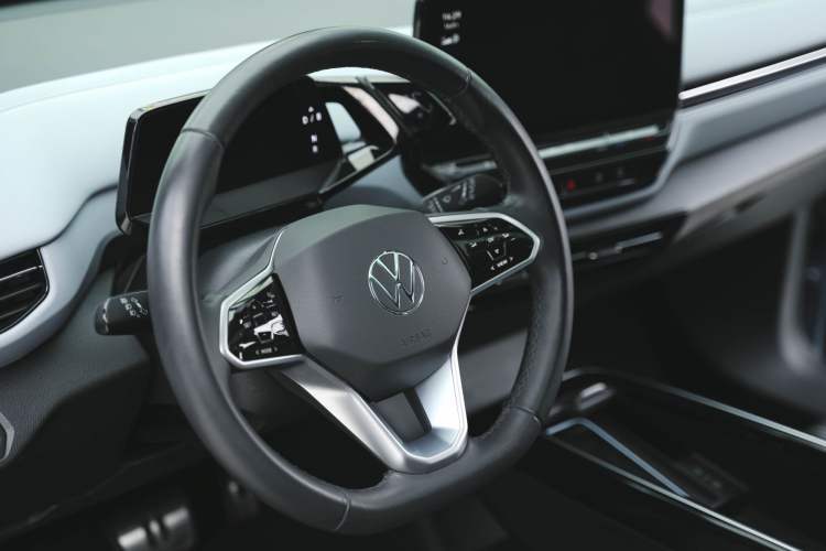 Used Volkswagen ID.4 X 2022 Pure Smart Edition Interior 2