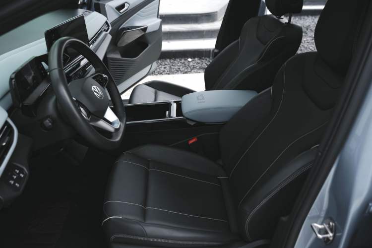 Used Volkswagen ID.4 X 2022 Pure Smart Edition Interior 5