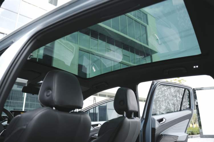 Used Volkswagen ID.4 X 2022 Pure Smart Edition Interior 7