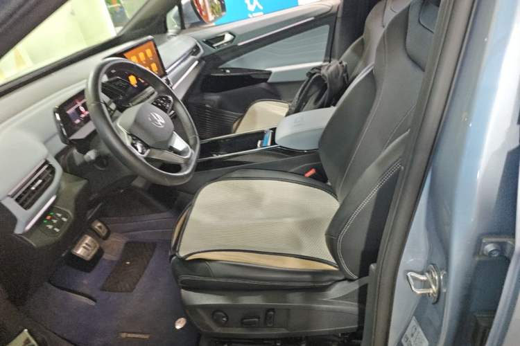 Used Volkswagen ID.4 X 2022 Pure Smart Edition Left Front Seat