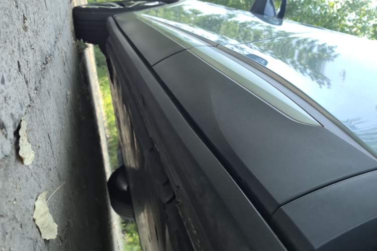 Used Volkswagen ID.4 X 2022 Smart Enjoyment Long-Range Edition Left Side Sill