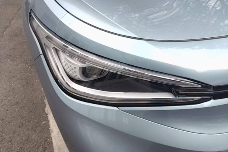 Used Volkswagen ID.4 X 2022 Pure Smart Edition Right Front Headlight
