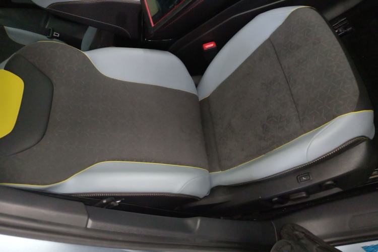 Used Volkswagen ID.4 X 2022 Intelligent Long-Range Version Right Front Seat