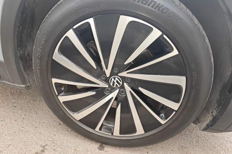Used Volkswagen ID.4 X 2022 Intelligent Long-Range Version Right Front Wheel Hub
