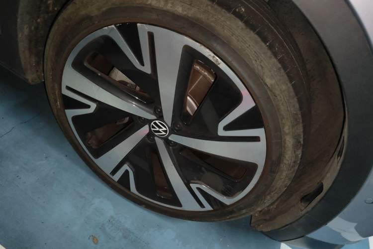 Used Volkswagen ID.4 X 2022 Intelligent Long-Range Version Right Front Wheel Hub