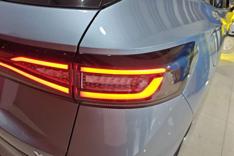 Used Volkswagen ID.4 X 2022 Pure Smart Edition Right Rear Taillight