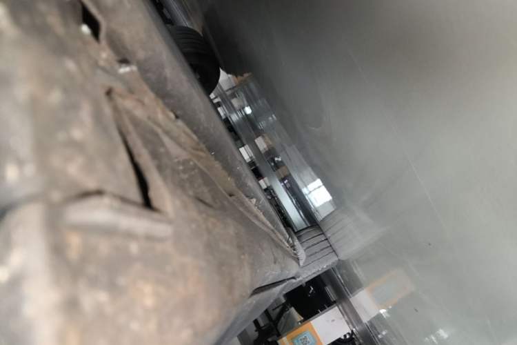 Used Volkswagen ID.4 X 2022 Pure Long-Range Version Right Side Sill