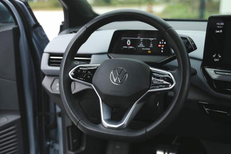 Used Volkswagen ID.4 X 2022 Pure Smart Edition Steering Wheel