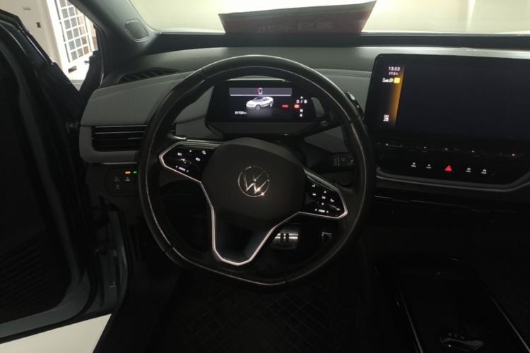 Used Volkswagen ID.4 X 2022 Pure Long-Range Version Steering Wheel