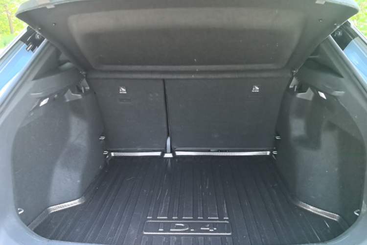 Used Volkswagen ID.4 X 2022 Smart Enjoyment Long-Range Edition Trunk