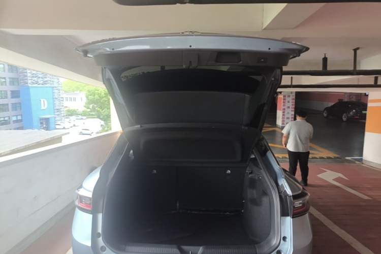 Used Volkswagen ID.4 X 2022 Intelligent Long-Range Version Trunk