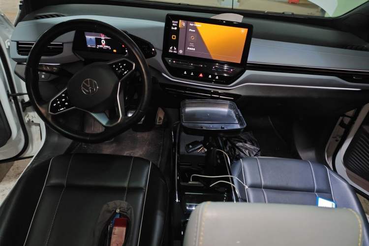 Used Volkswagen ID.4 X 2022 Pure Smart Edition Center Console