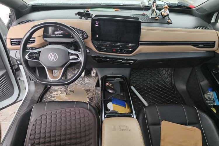 Used Volkswagen ID.4 X 2022 Pure Long-Range Version Center Console
