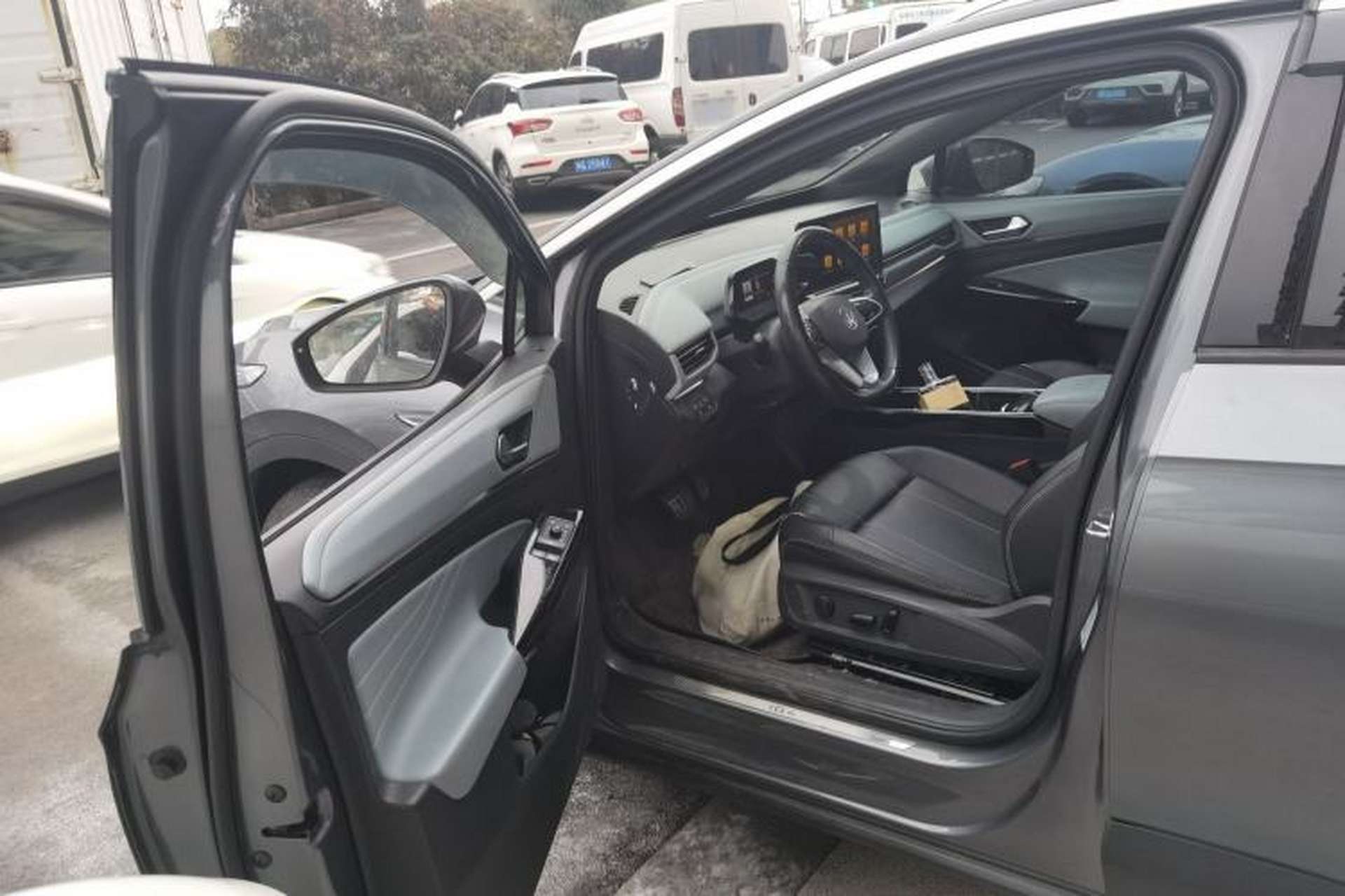 Used Volkswagen ID.4 X 2022 Pure Smart Edition Driver Seat