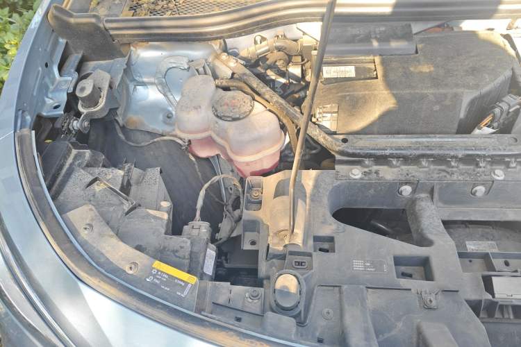 Used Volkswagen ID.4 X 2022 Pure Smart Edition Engine Bay Right