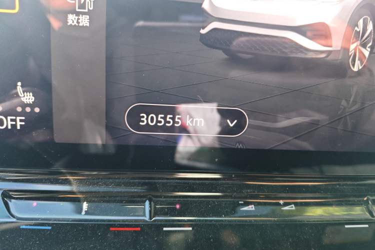Used Volkswagen ID.4 X 2022 Pure Smart Edition Odometer Close Up