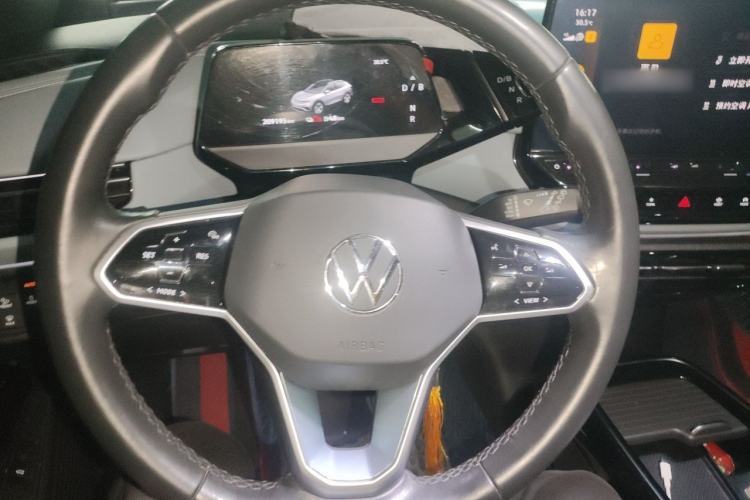 Used Volkswagen ID.4 X 2022 Pure Long-Range Version Steering Wheel