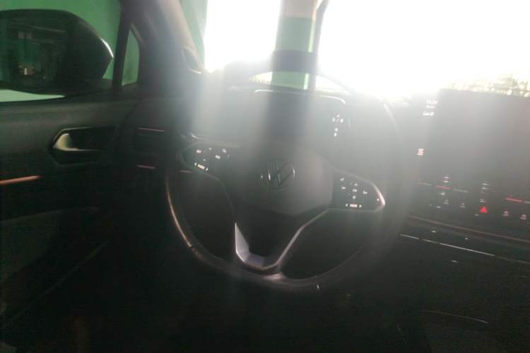 Used Volkswagen ID.4 X 2022 Smart Enjoyment Long-Range Edition Steering Wheel
