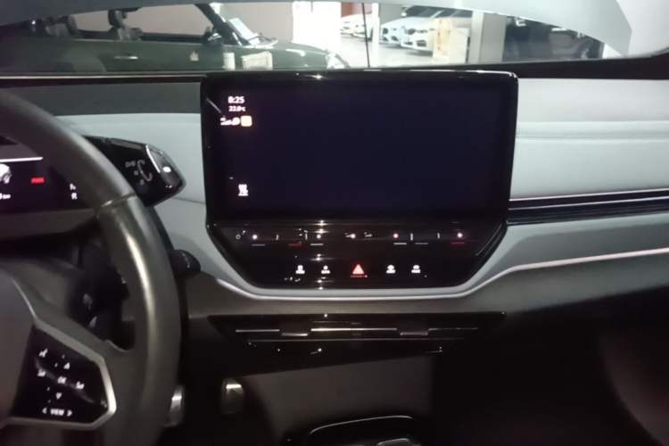 Used Volkswagen ID.4 X 2022 Pure Smart Edition Center Console