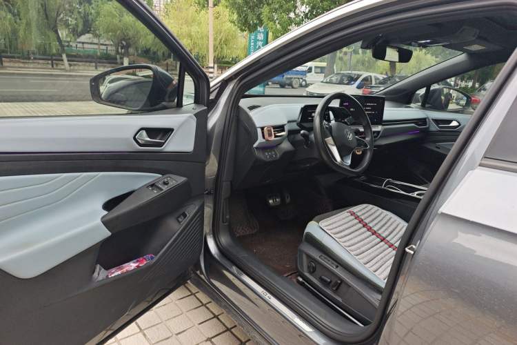 Used Volkswagen ID.4 X 2022 Smart Enjoyment Long-Range Edition Driver Seat