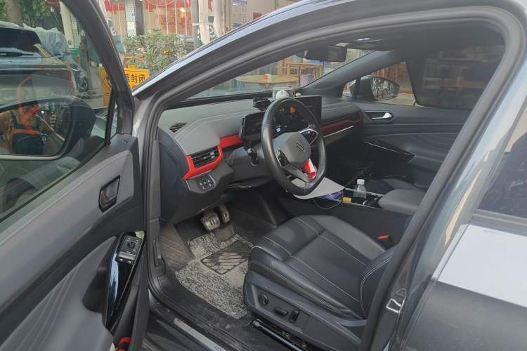 Used Volkswagen ID.4 X 2022 Pure Long-Range Version Driver Seat