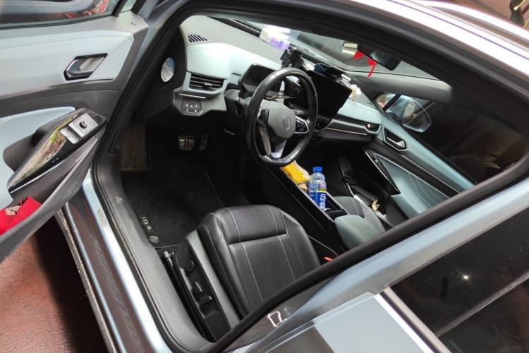 Used Volkswagen ID.4 X 2022 Pure Long-Range Version Driver Seat
