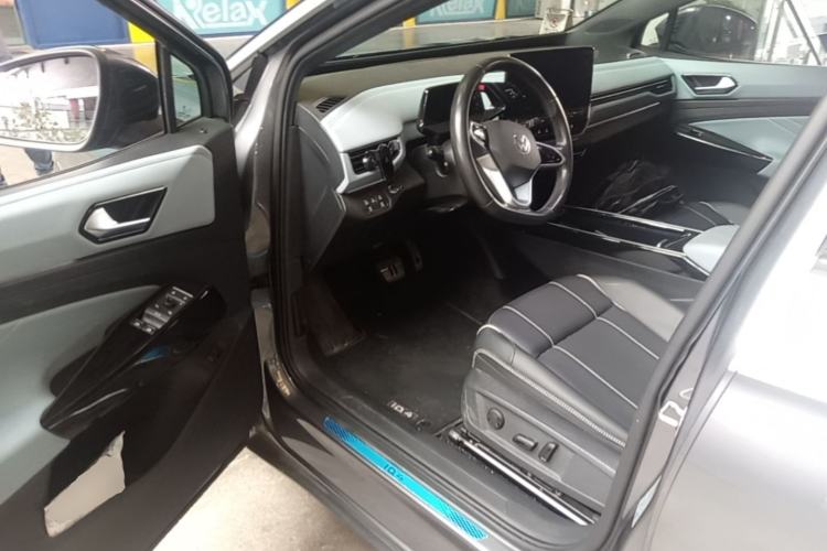 Used Volkswagen ID.4 X 2022 Pure Long-Range Version Driver Seat