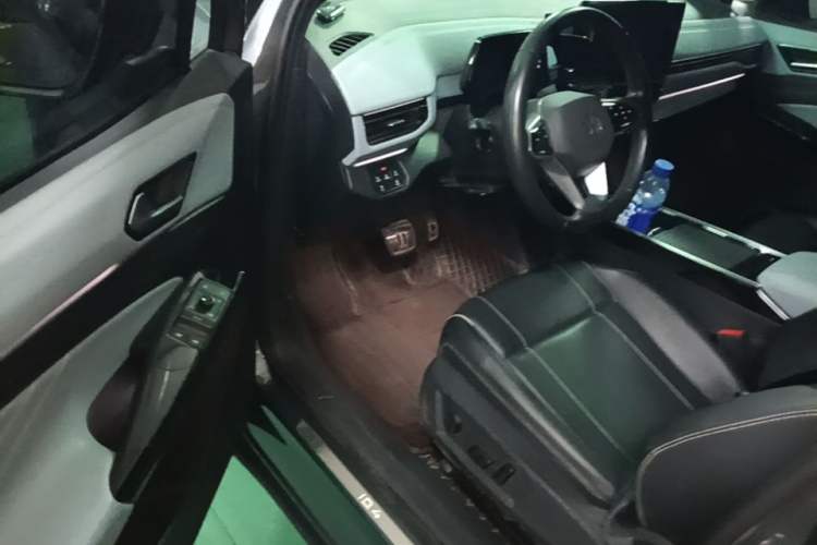 Used Volkswagen ID.4 X 2022 Pure Long-Range Version Driver Seat