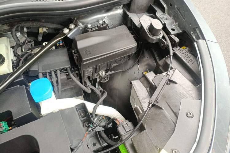 Used Volkswagen ID.4 X 2022 Pure Long-Range Version Engine Bay Left