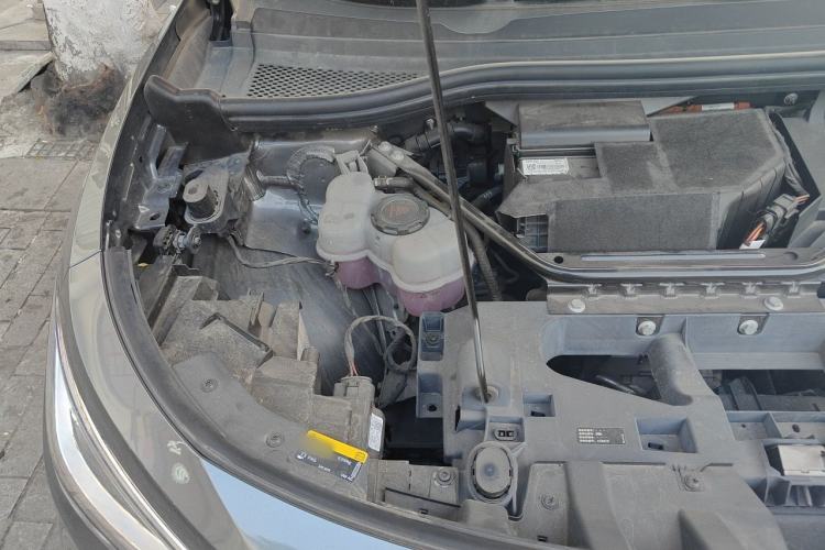 Used Volkswagen ID.4 X 2022 Pure Long-Range Version Engine Bay Right