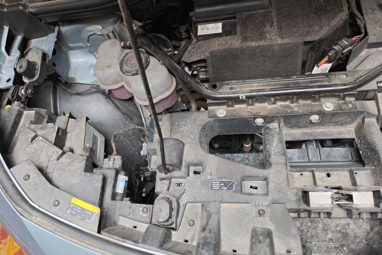 Used Volkswagen ID.4 X 2022 Pure Long-Range Version Engine Bay Right
