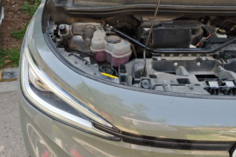 Used Volkswagen ID.4 X 2022 Pure Long-Range Version Engine Bay Right
