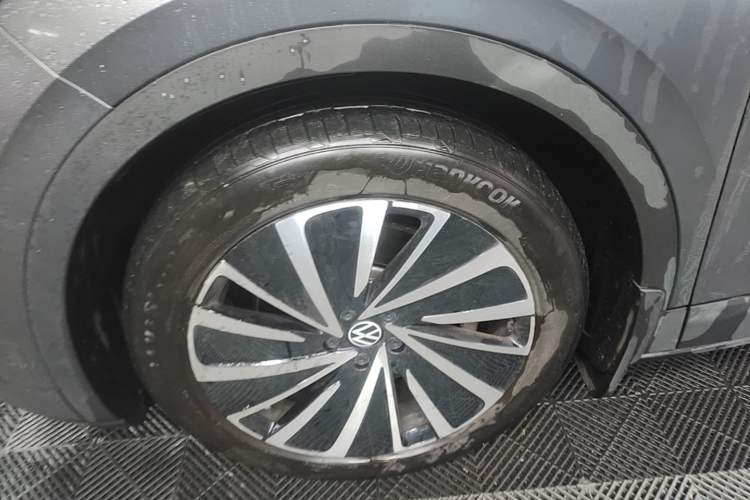 Used Volkswagen ID.4 X 2022 Pure Long-Range Version Exterior 2