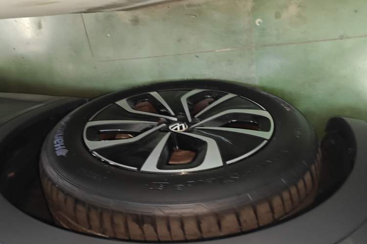Used Volkswagen ID.4 X 2022 Pure Smart Edition Exterior 4
