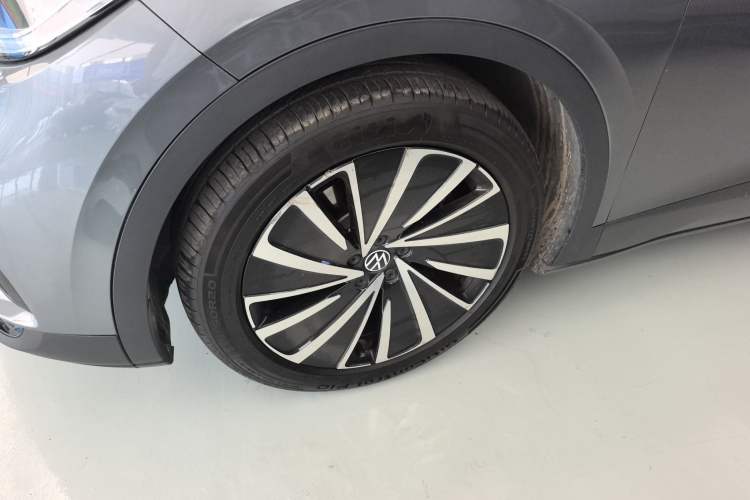 Used Volkswagen ID.4 X 2022 Pure Long-Range Version Exterior 4