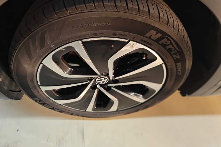 Used Volkswagen ID.4 X 2022 Pure Smart Edition Exterior 7