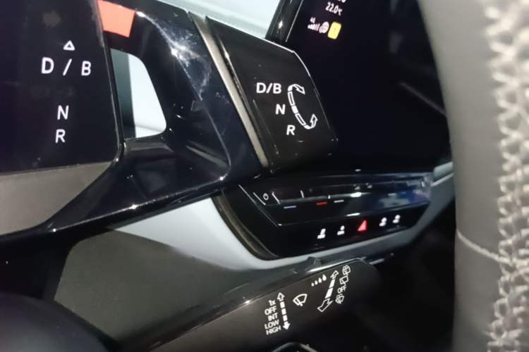 Used Volkswagen ID.4 X 2022 Pure Smart Edition Gear Lever