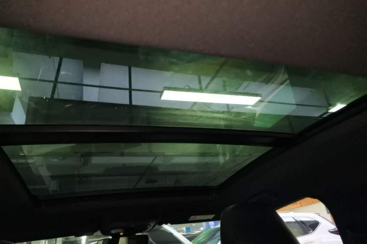 Used Volkswagen ID.4 X 2022 Smart Enjoyment Long-Range Edition Headliner