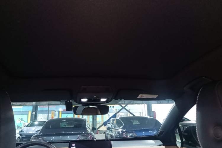 Used Volkswagen ID.4 X 2022 Smart Enjoyment Long-Range Edition Headliner