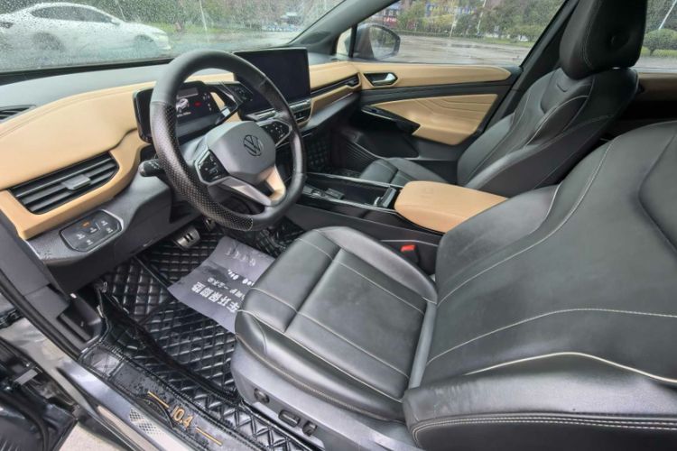 Used Volkswagen ID.4 X 2022 Pure Long-Range Version Interior 2