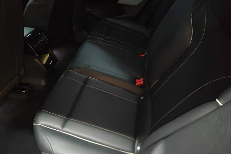 Used Volkswagen ID.4 X 2022 Pure Smart Edition Interior 4