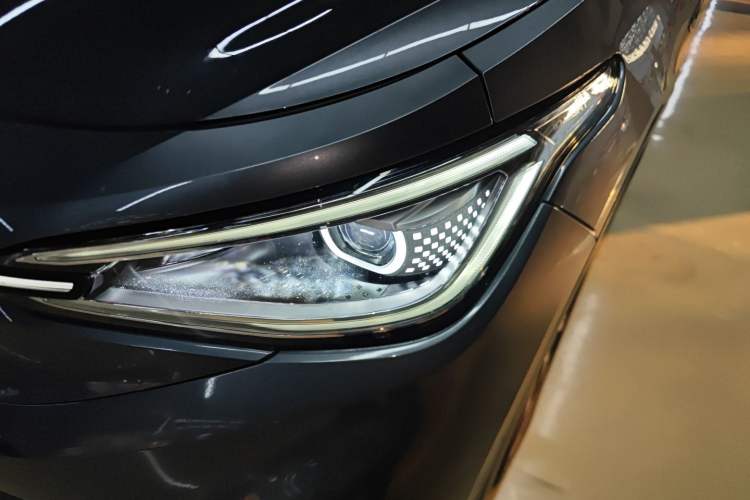 Used Volkswagen ID.4 X 2022 Pure Smart Edition Left Front Headlight