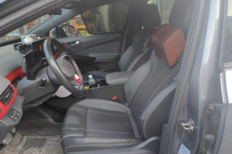 Used Volkswagen ID.4 X 2022 Pure Long-Range Version Left Front Seat