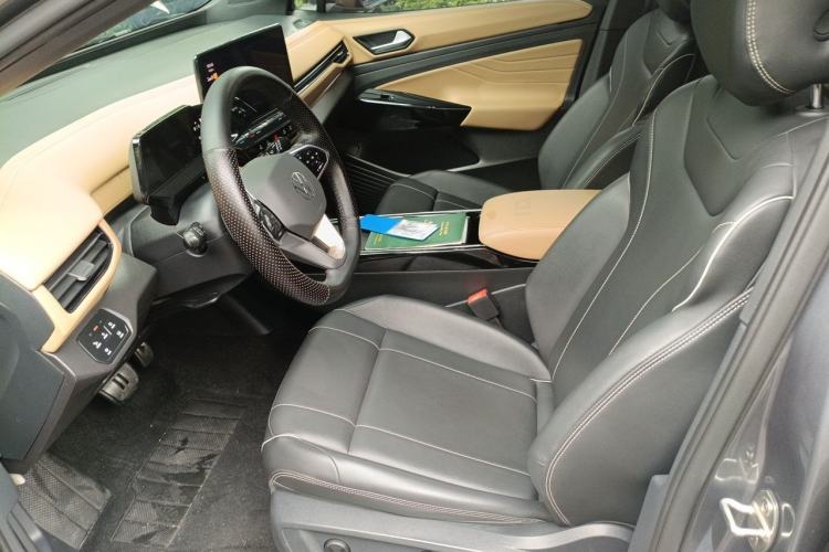 Used Volkswagen ID.4 X 2022 Pure Long-Range Version Left Front Seat