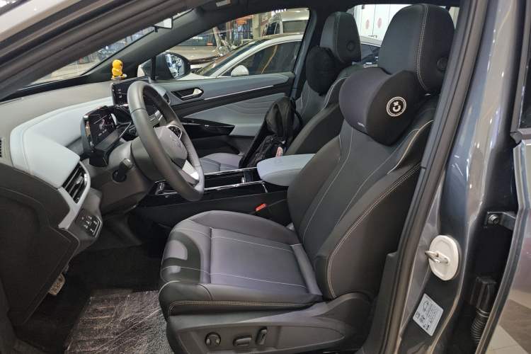 Used Volkswagen ID.4 X 2022 Pure Edition Left Front Seat