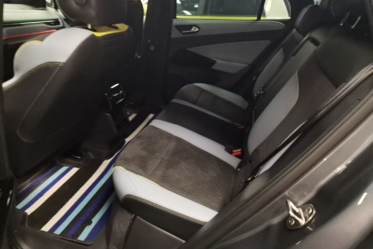 Used Volkswagen ID.4 X 2022 Smart Enjoyment Long-Range Edition Left Rear Seat