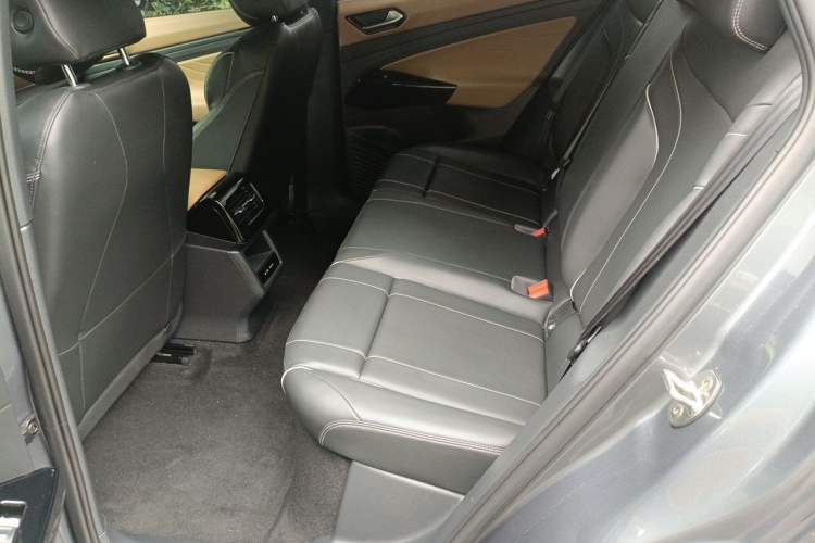 Used Volkswagen ID.4 X 2022 Pure Long-Range Version Left Rear Seat