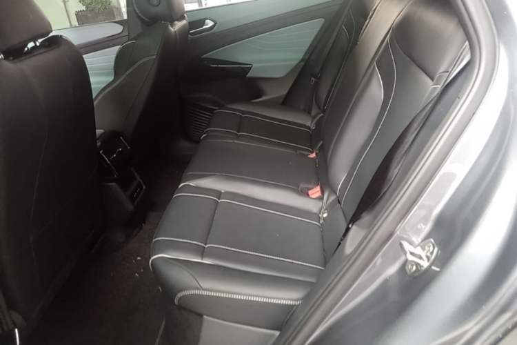 Used Volkswagen ID.4 X 2022 Pure Long-Range Version Left Rear Seat